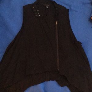 Torrid black shark bite vest